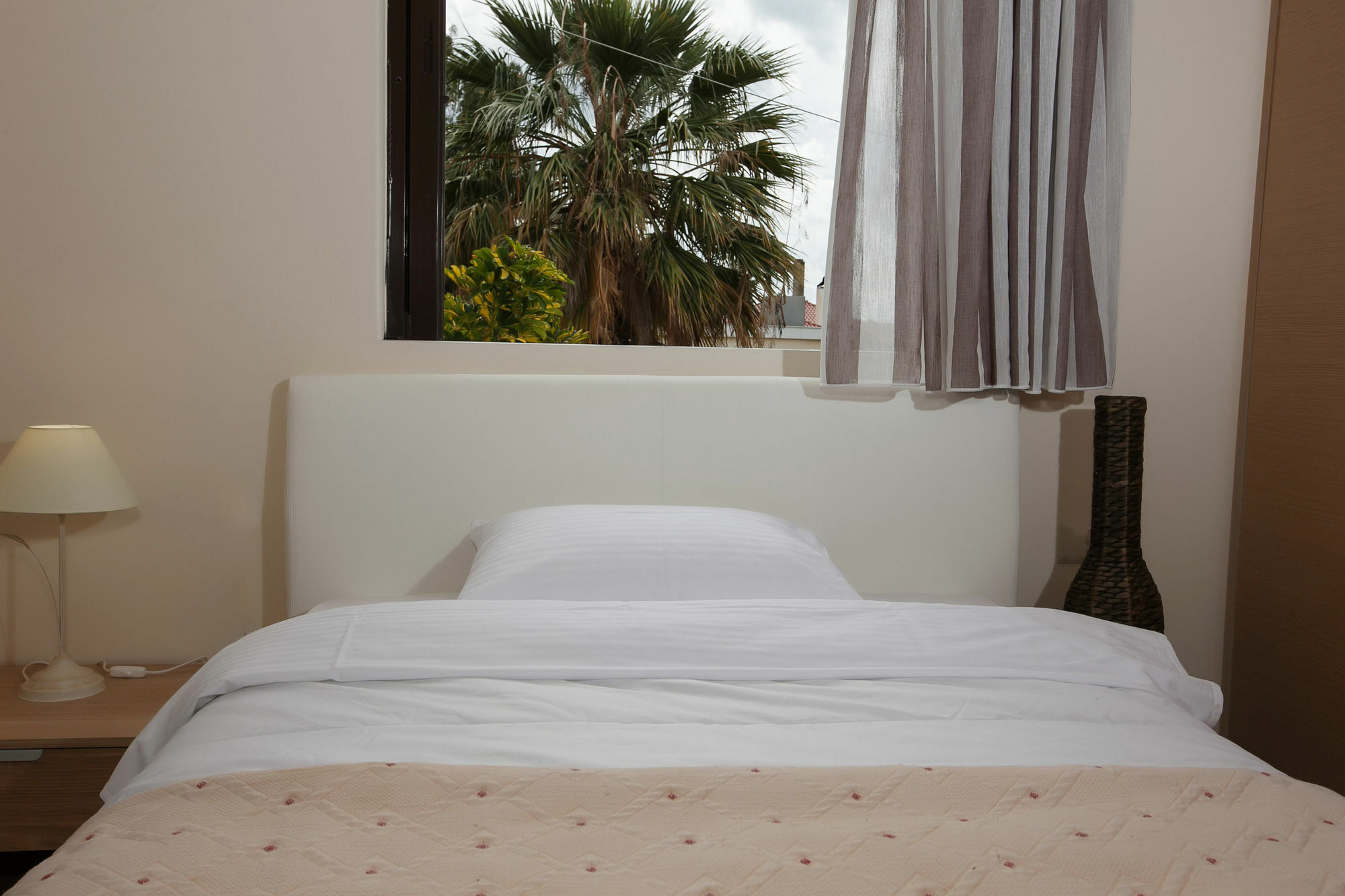 Petra Thea Apartment كالاماتا المظهر الخارجي الصورة